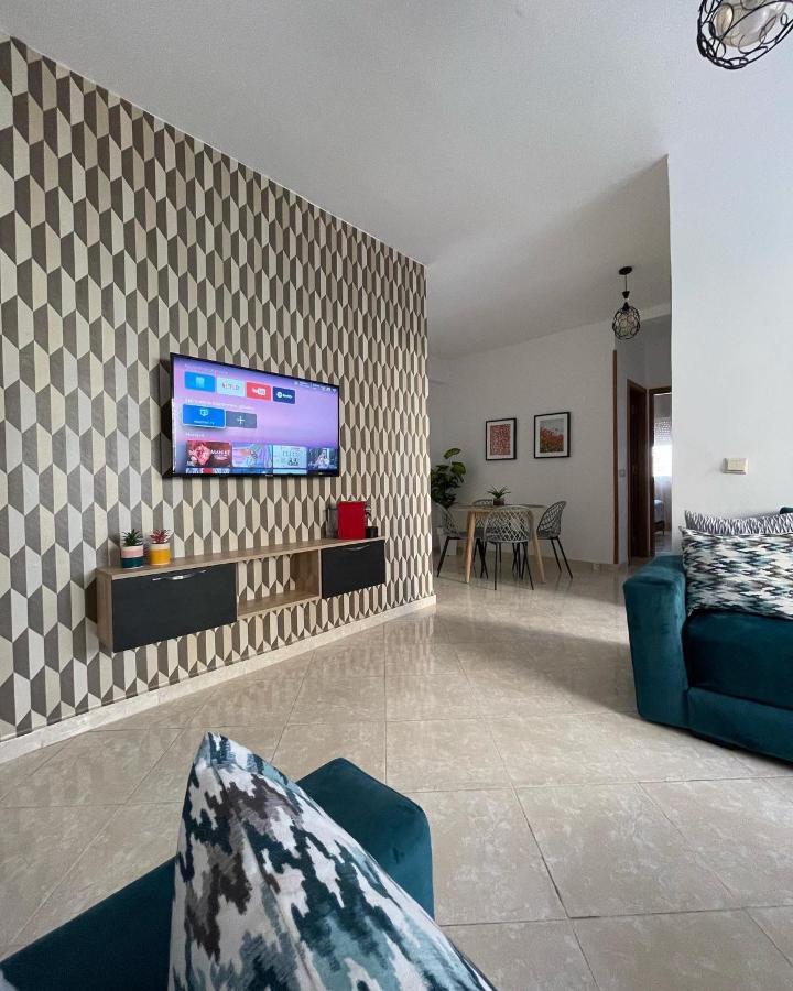Joli Appartement Au Centre D'Oujda Exterior photo