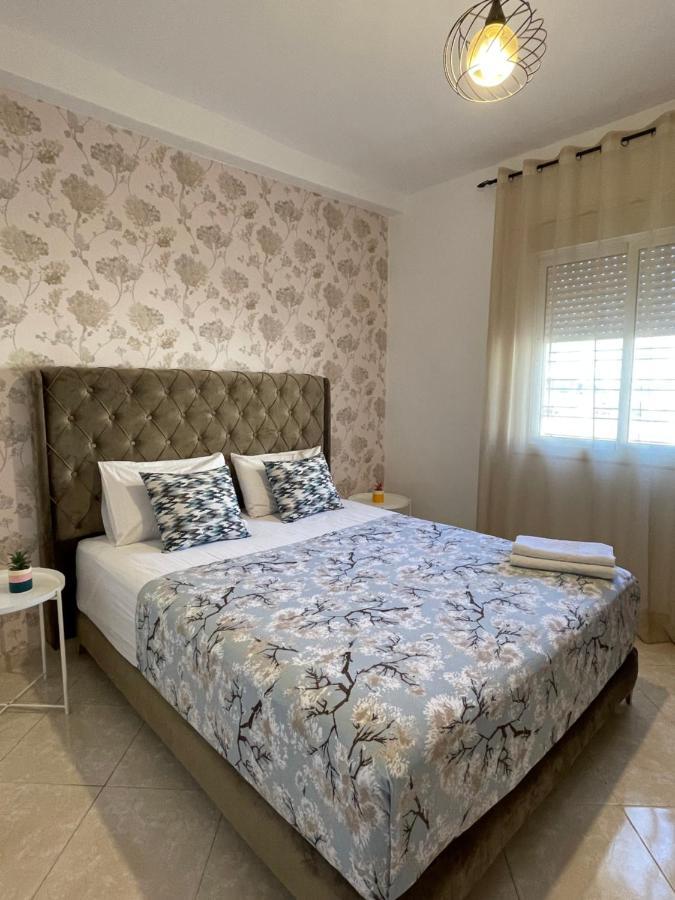 Joli Appartement Au Centre D'Oujda Exterior photo